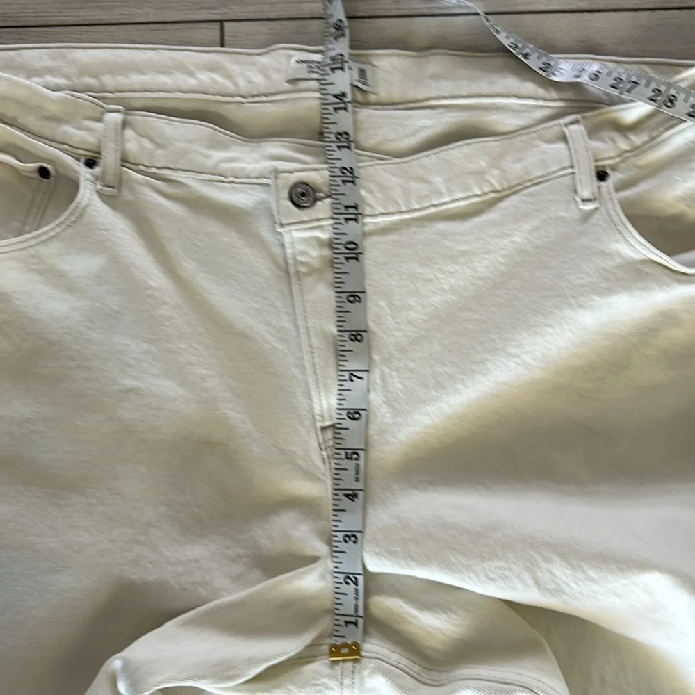 Abercrombie & Fitch The 90s straight ultra high rise in cream size 22